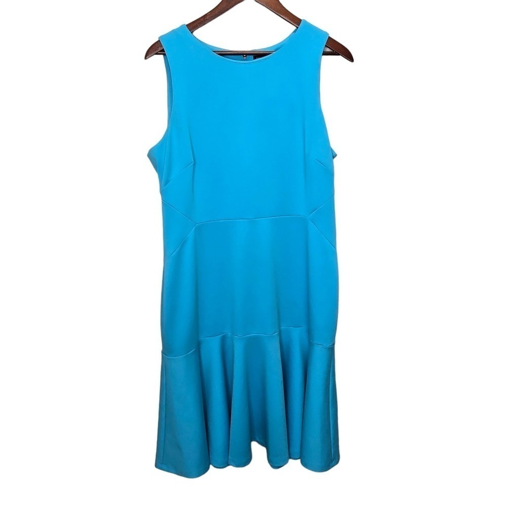 Ivanka Trump Baby Blue Scoop Neck Sleeveless Dress Size 12